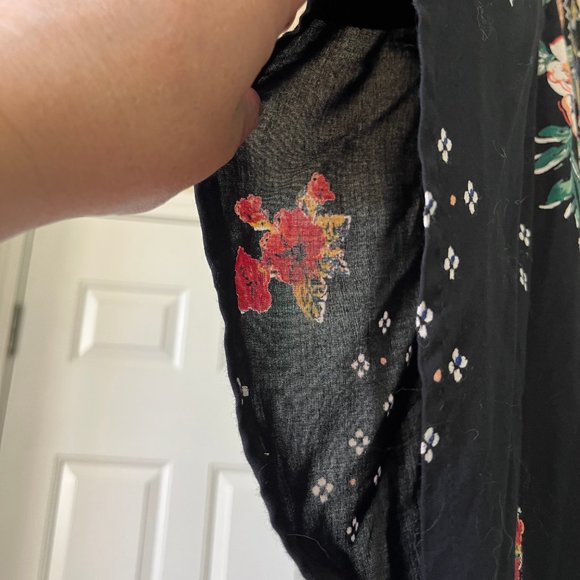 Boho short sleeve kimono style shawl - Picture 2 of 6
